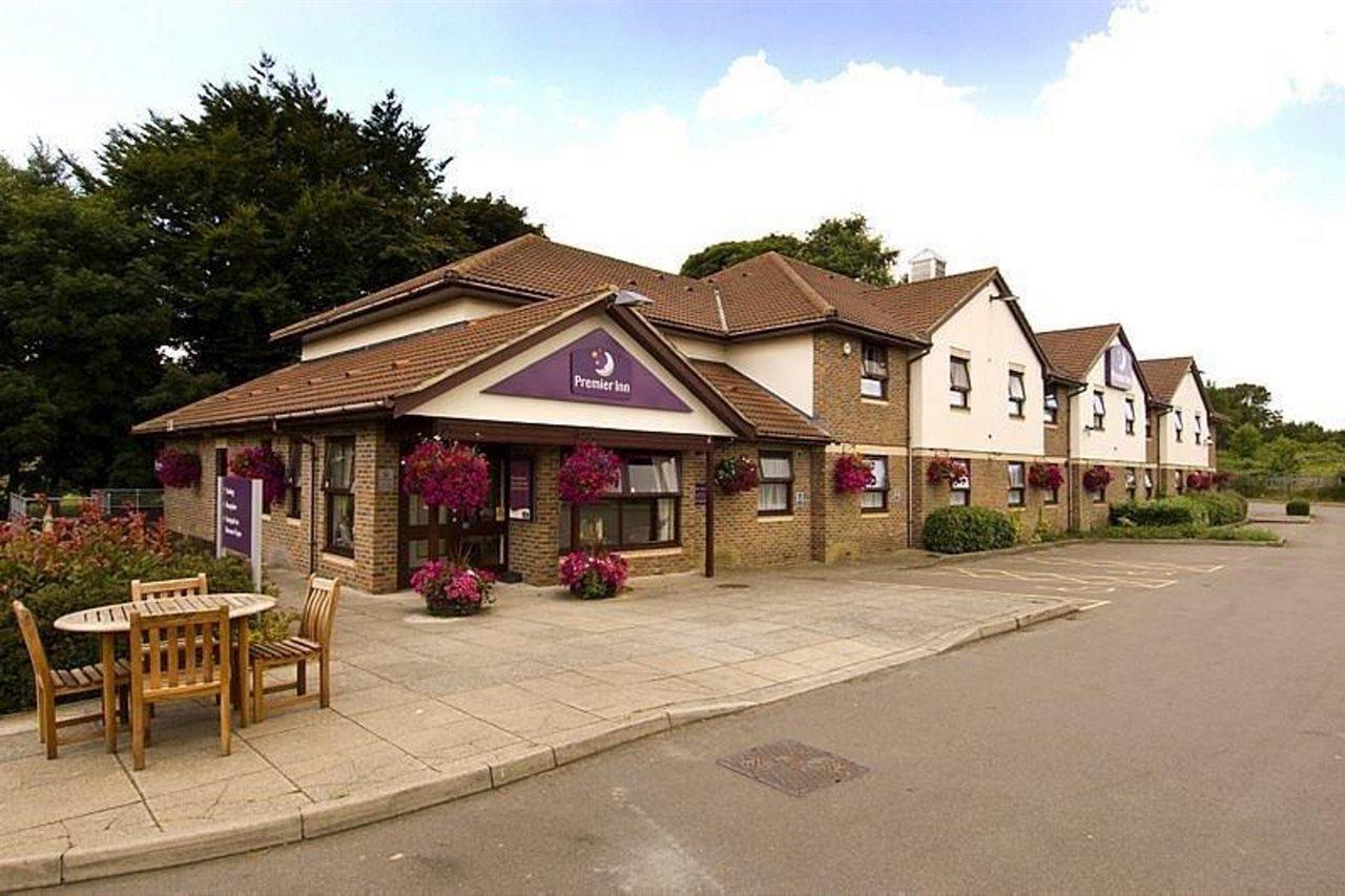 Premier Inn Dover East Exterior foto